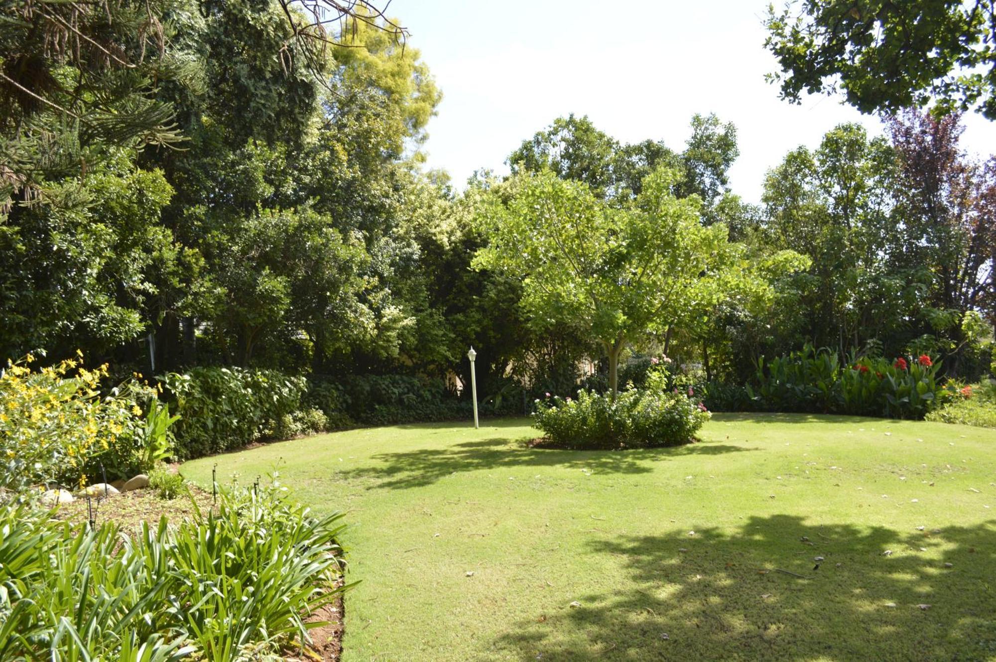 Adley House Bed and Breakfast Oudtshoorn Exteriör bild