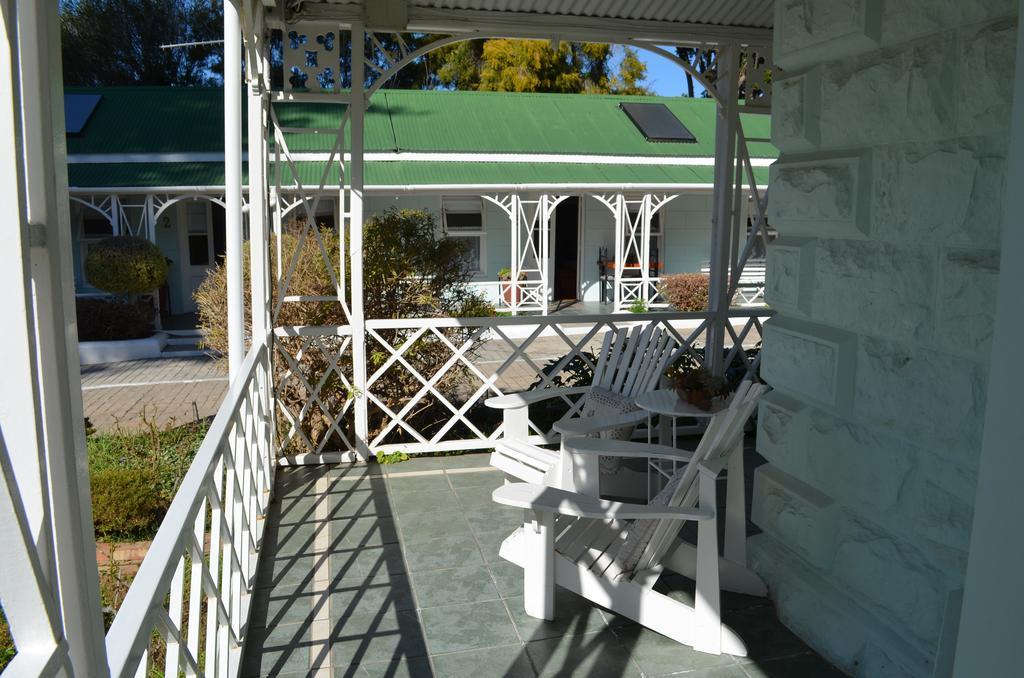 Adley House Bed and Breakfast Oudtshoorn Exteriör bild