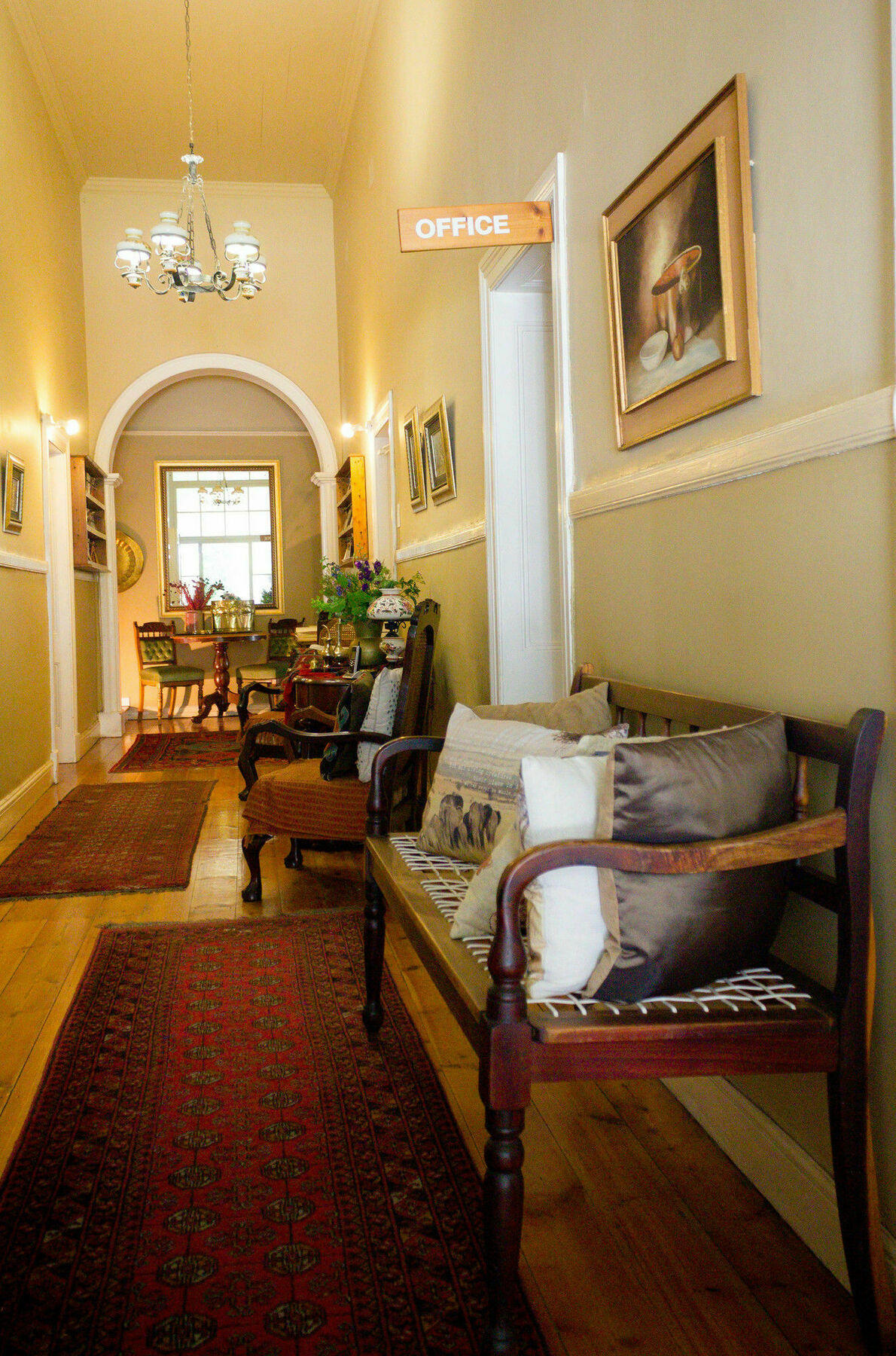 Adley House Bed and Breakfast Oudtshoorn Exteriör bild